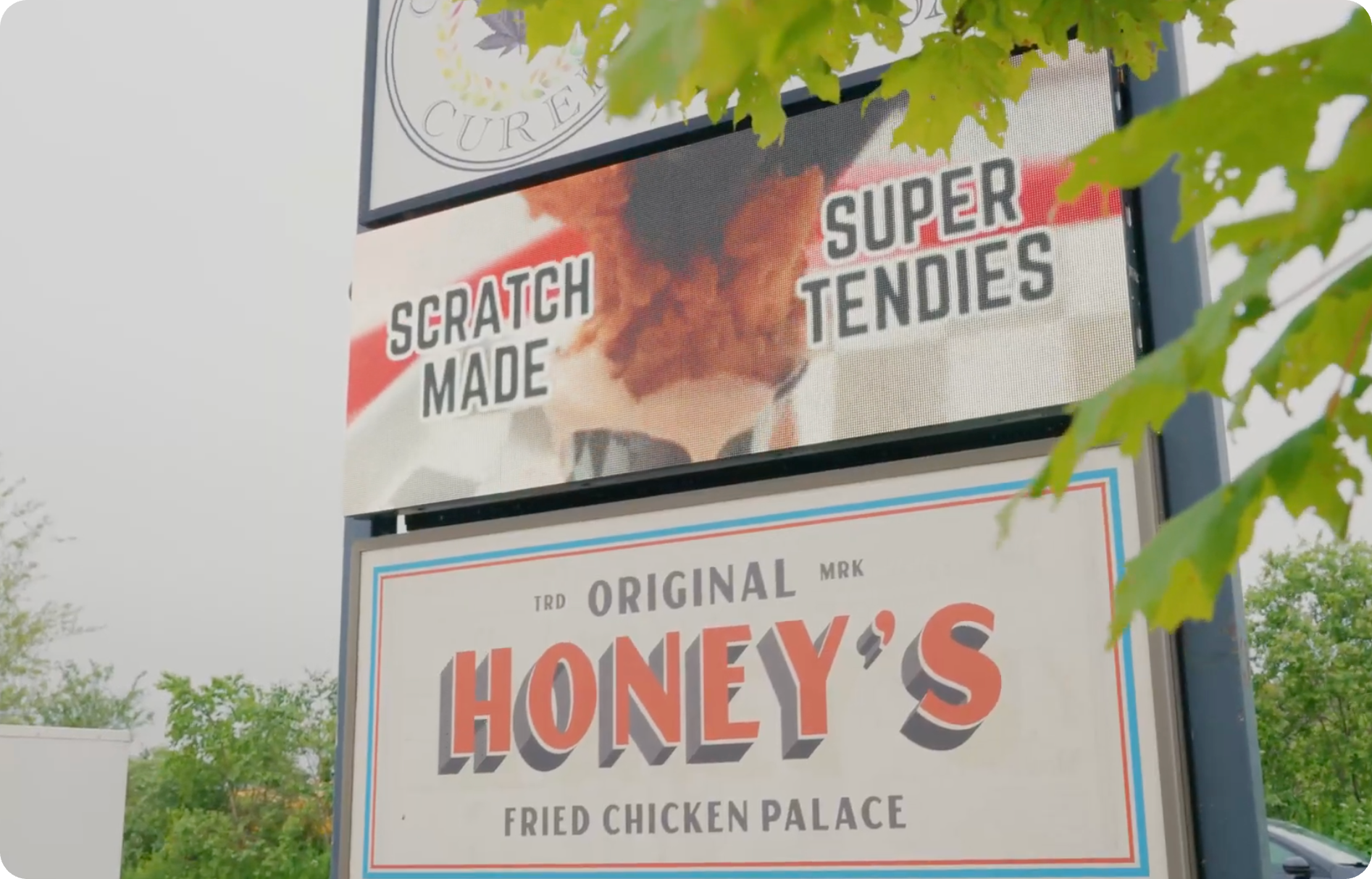 Honey's Fried Chicken's new Cirrus LED display